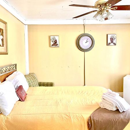 Bella'S Boutique Hotel Hemingway Екстер'єр фото
